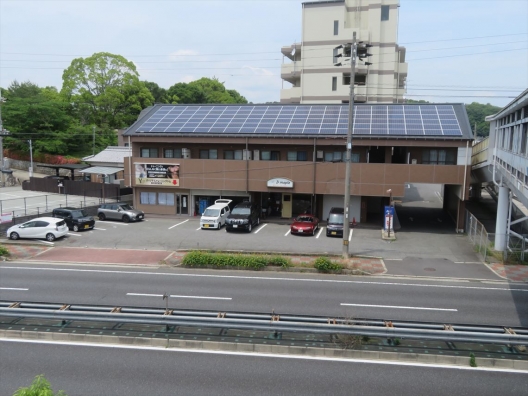 竜野駅前　国道２号沿い　スケルトン　１Ｆ　貸店舗