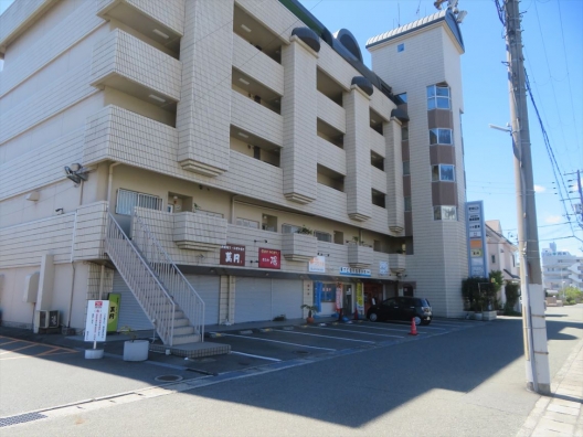 姫路広畑　喫茶店の内装　１Ｆ　弁当・惣菜屋　居抜き店舗