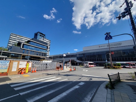 枚方市　枚方市駅前　ヒラカタウーヴン