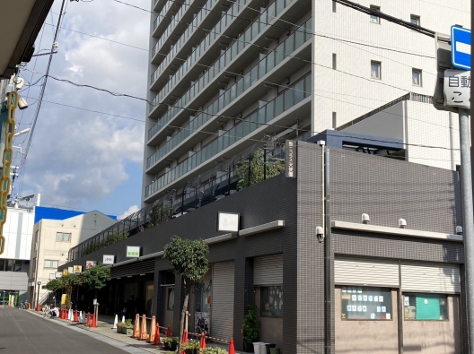 青木　駅前の分譲マンション　１Ｆ　整骨院　居抜き店舗