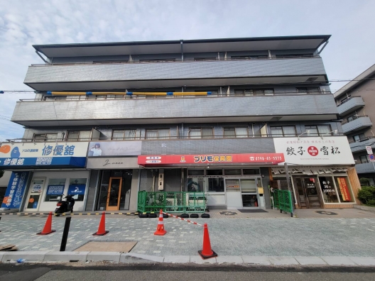 甲子園　旧国道沿い角地　無人販売所　１Ｆ　貸店舗