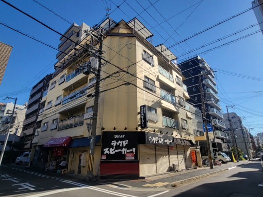 新開地　北西角地　間口良好　１Ｆ　居酒屋　居抜き店舗