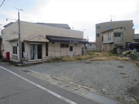 福崎駅前　商店街　元精肉店　木造平家一戸建　貸店舗